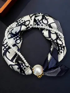 Letter D Scarf Pearl Necklace Set, Magnetic Clasp Silk Scarf, Soft Comfortable Women's Scarf, Fashion Accessory, Holiday Gift
