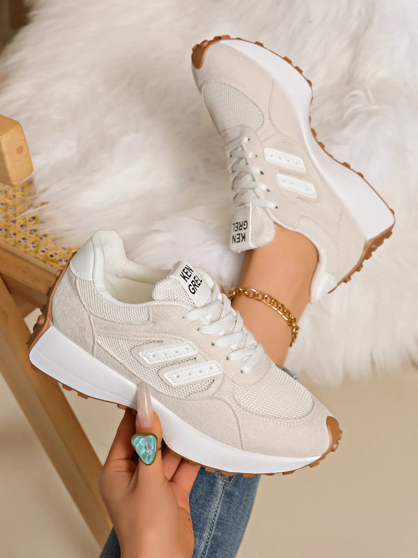New Colorblock Women's Sports Shoes, Casual Lace-Up Sneakers, Lightweight Soft Sole, Ideal for Walking and Skating, Fashionable Daily Wear
