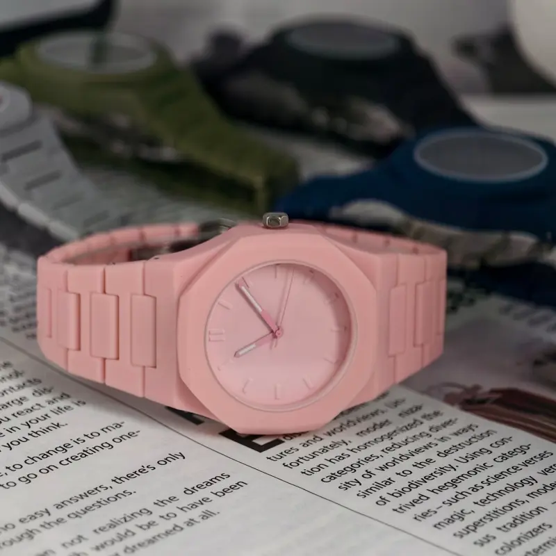 Chic Candy Color Minimal Quartz Watch Octagonal Shape Markerless Plain Dial Lightweight Matte Construction Multiple Solid Color Options Versatile Everyday Casual Timepiece