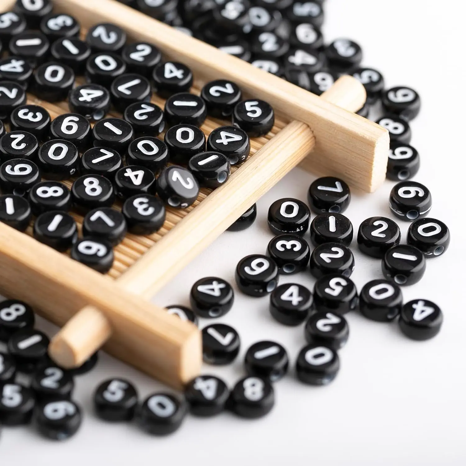 1000 count  Number Beads 0-9 Round 4x7mm  for  Making and DIY Bracelets, Necklaces, Key Chains (Bf Black White)