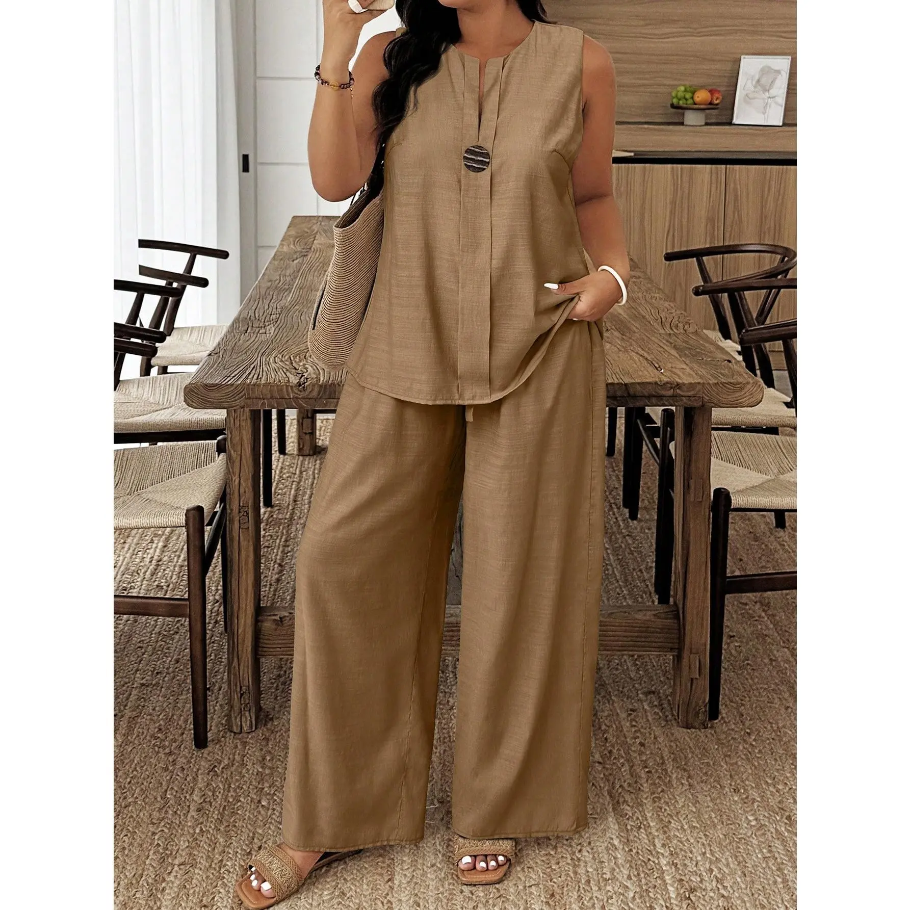 Women's Plus Size 2 Piece Outfits Summer Notch Neck Tank Tops and Wide Leg Pants Matching Sets