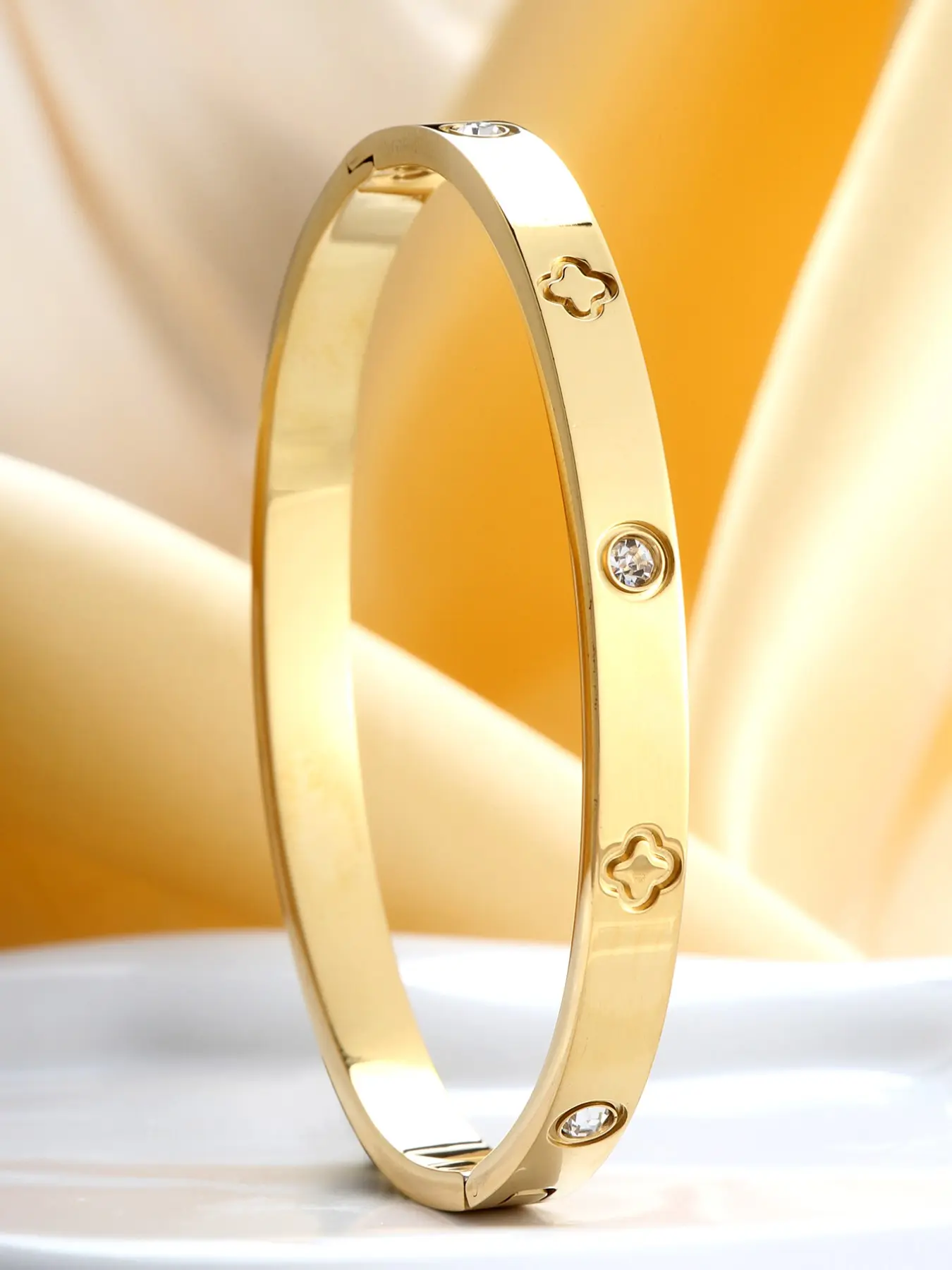 Luxury Clover Bracelet Set, Stackable Rhinestone Bangle Bracelet Stainless Steel Cuff, Ideal for Weddings, Parties, Daily Wear, Perfect Gift for Her