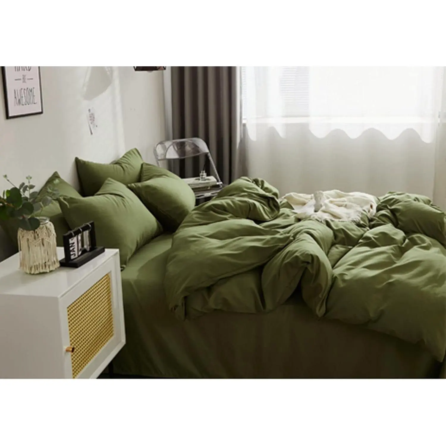 Queen Comforter Set Dark Green, Olive Green Soft Reversible All Season Down Alternative Quilted Duvet Insert, Microfiber Filling, Luxury Quality Bedding Sets in a Bag 3PCs 90x90, Green