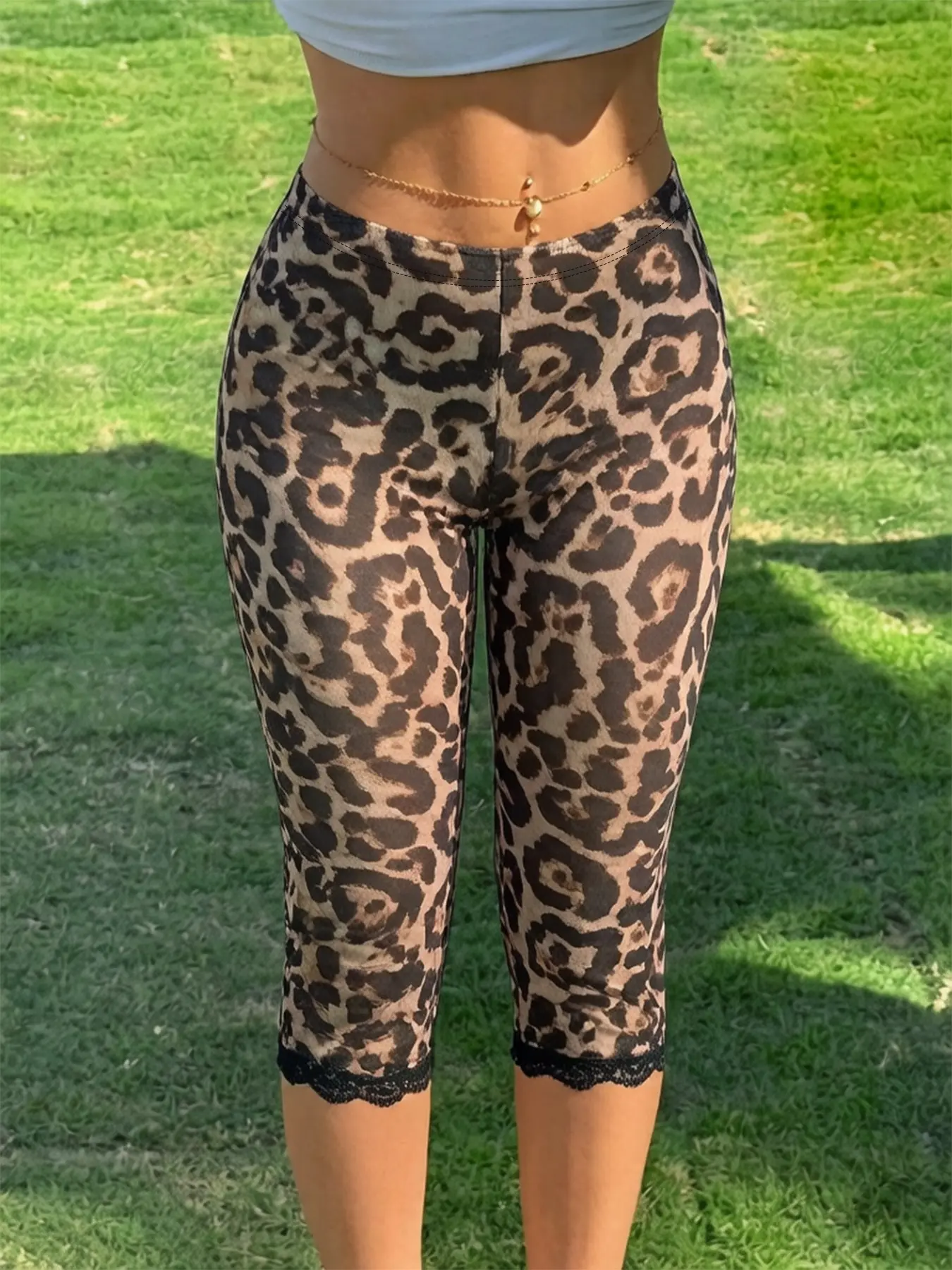 Women's Sexy Leopard Print Knee-Length Capri Pants, High Waist Slim Fit With Lace Hem Trim, Suitable For Night Out, Party Looks And Casual Streetwear, Feminine Bottoms