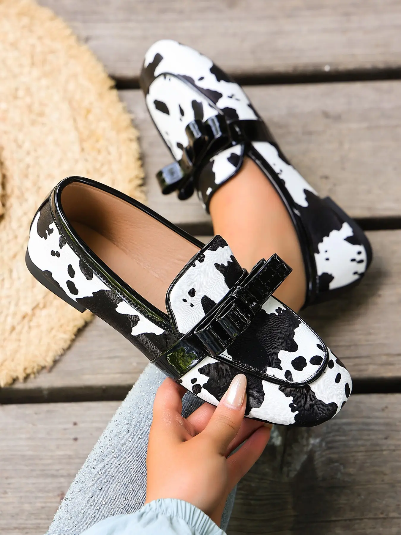 Women's New Cow and Zebra Print Loafers, Large Bow Casual Versatile Daily Flat Shoes, Comfortable and Stylish Footwear for Everyday Wear