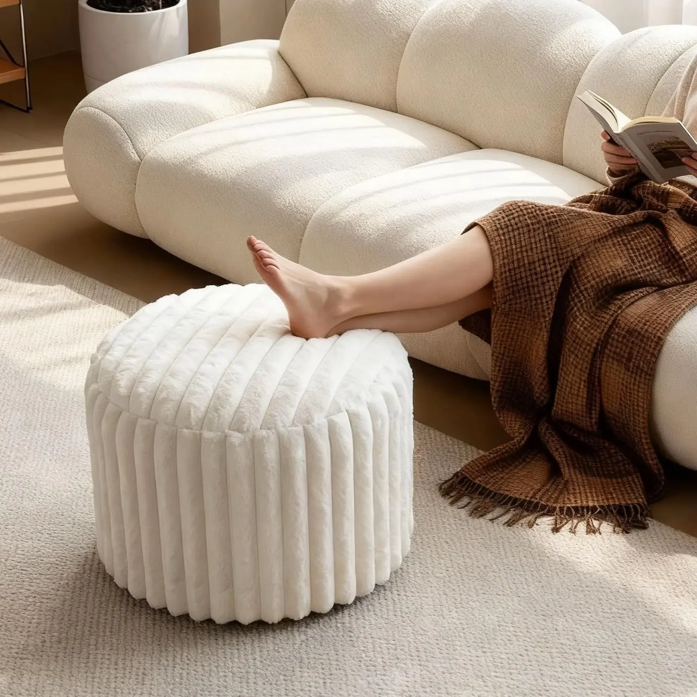 Round Shape Stripe Pattern Faux Fur Ottoman Pouf, 20 in Footrest with Solid Block Support & Soft Cushion Comfort, Removable Washable Cover for Living Room Bedroom