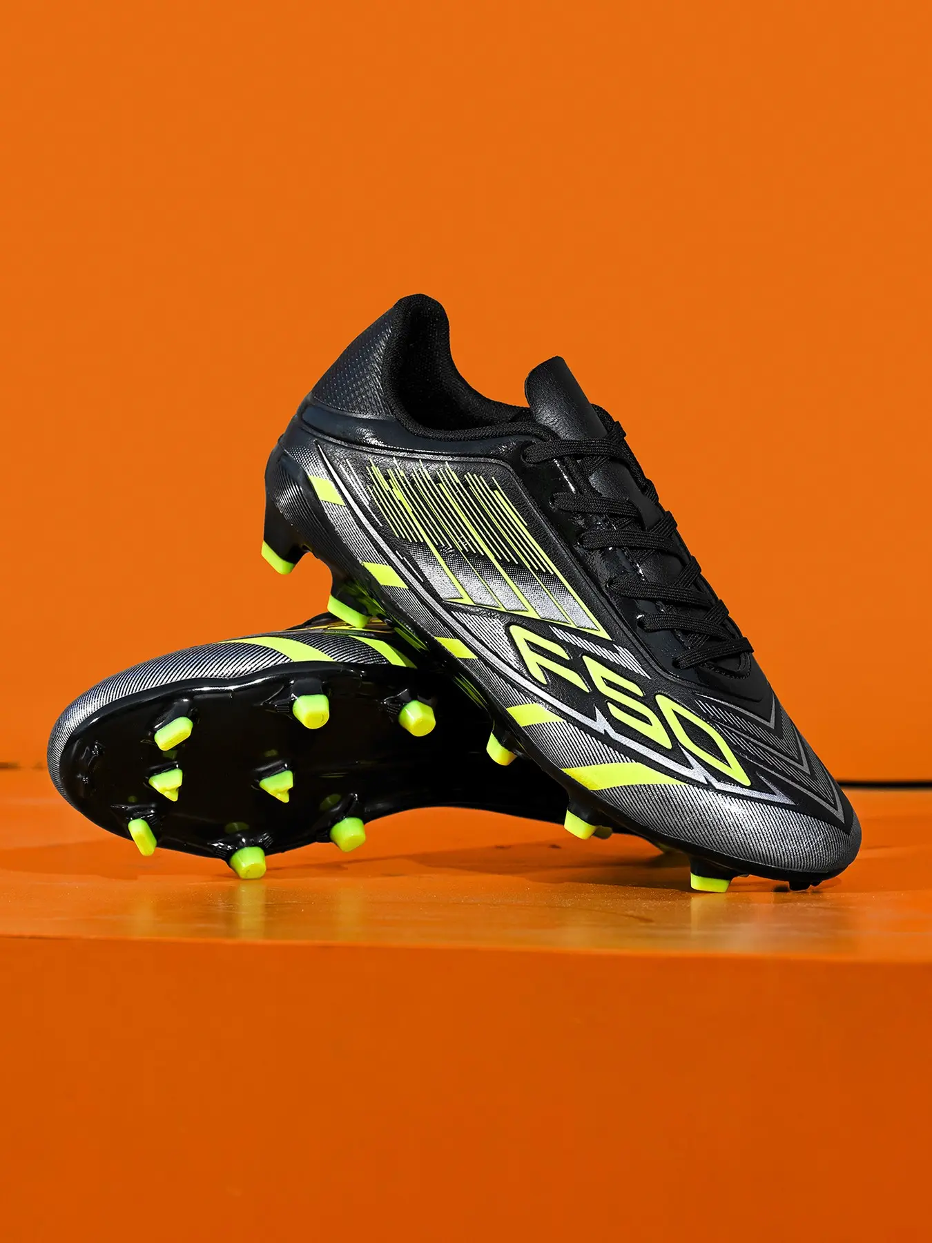 Breathable PU Football Boots Fg/ag Long Nails Artificial Grass Suitable for Training and Competition All-Season Anti-Slip Sports Shoes