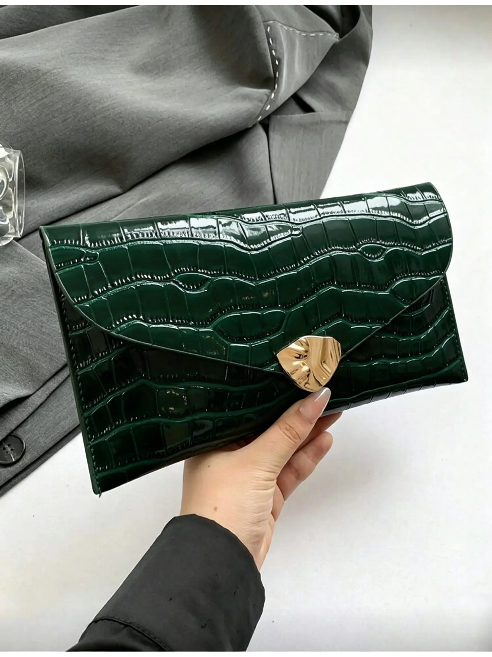 Fashion Colorful Minimalist Women Envelope Bag Metal Crocodile Embossed Sequins Nightclub Party Bridal Wedding Green Handbag Wristlet Clutch Trendy Minimalist Purse