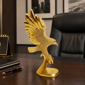 Luxury Gold Eagle Fish Catcher Ornament, Resin Figurine Statue, Bold Eagle Spread Wings Design, Enhances Living Room Entrance TV Cabinet Decor, Elegant Home Decoration