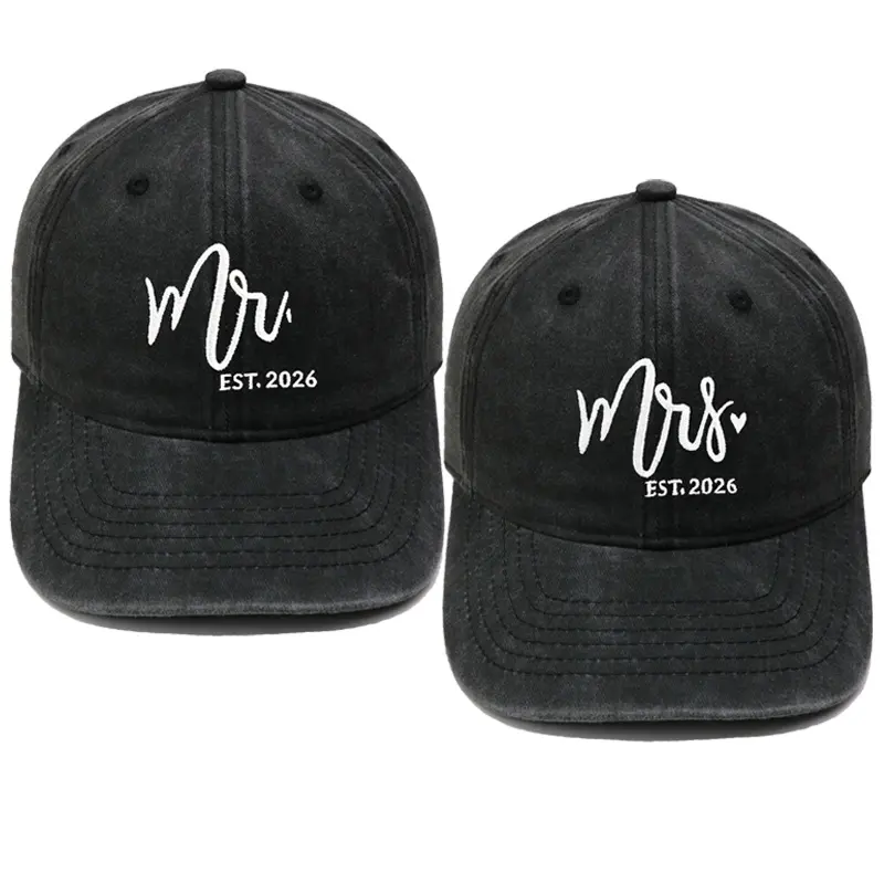 Elegant Mr and Mrs Est 2026 Matching Couple Caps Washed Cotton Dad Hat Set Honeymoon Travel Milestone Aesthetic Newlywed Wedding Bridal Shower Gift for Couples Adjustable Sun Hat