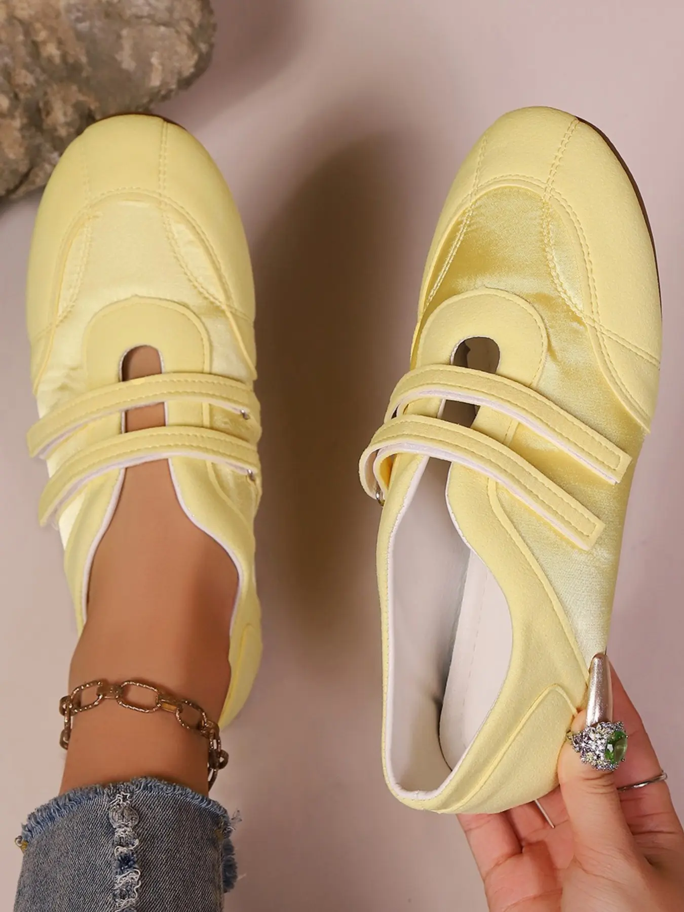 Spring Summer New Arrival Flat Vintage Mary Jane Walking Shoes for Women, Colorblock Design, Textile Upper, Rubber Sole, All Seasons