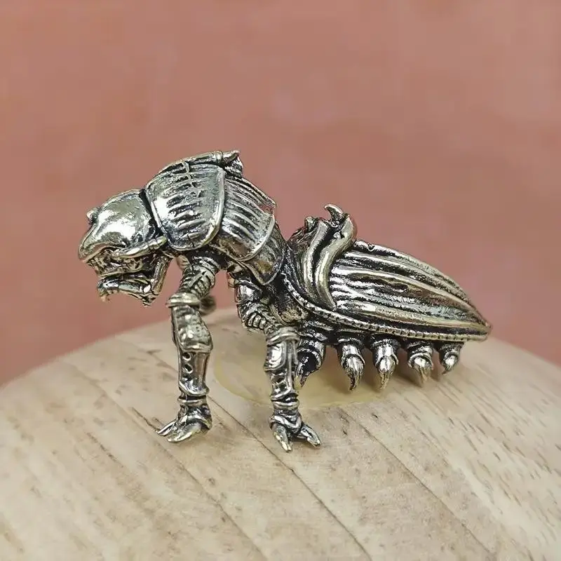 Vintage Brass Animal Ornament, Elegant Four-Legged Insect Sculpture, Handmade Decorative Figurines for Home and Office, No Power Required