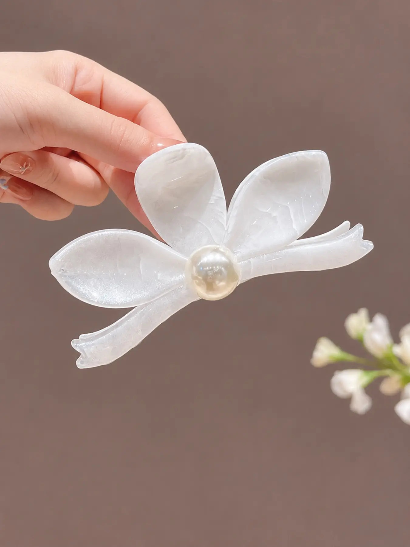 1pc Elegant Acetate Floral Hair Clip with Pearl (4 Colors), French Aesthetic Marbled Duckbill Clip, Premium Large Side Hairpin Hair Accessory