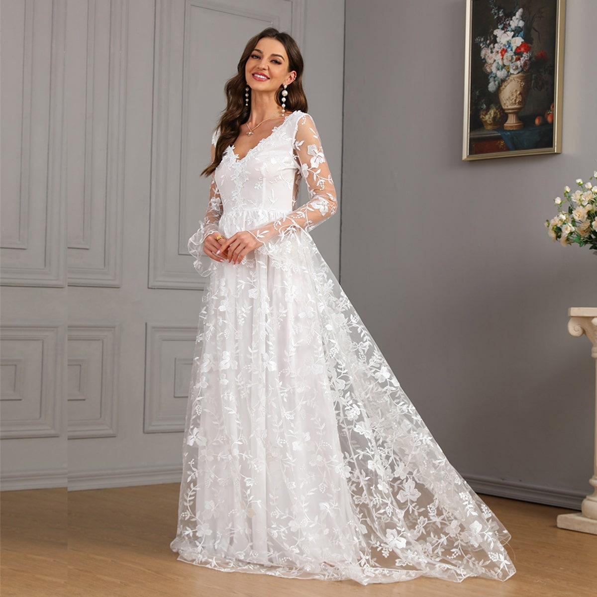 Long Sleeve V-Neck Lace Wedding Dress for Women – Fall/Winter New Style, Full A-Line Train Bridal Gown, Elegant Ceremony Dress