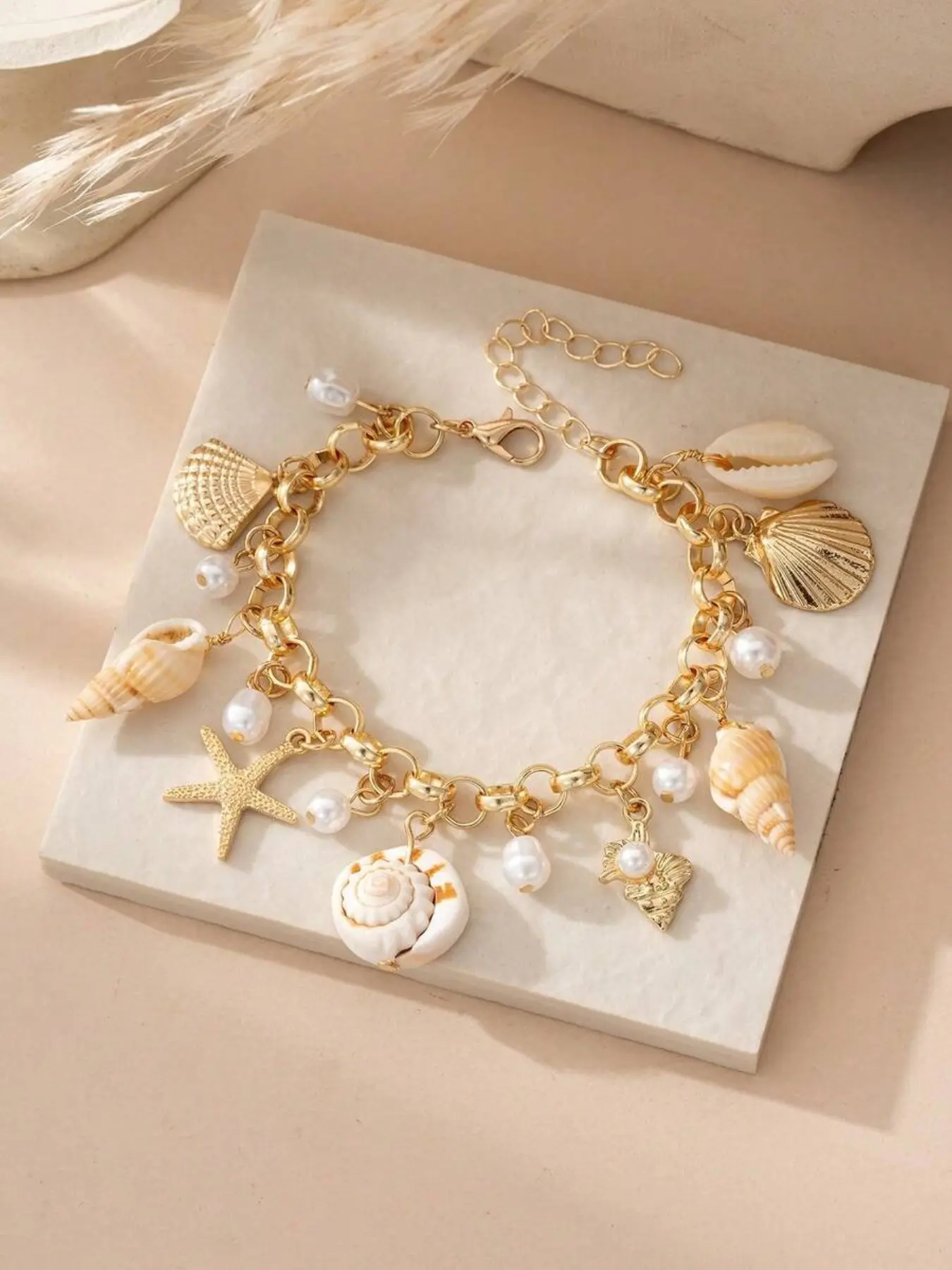 1pc Ocean Style Starfish, Seashell, Pearl Charm Bracelet, Fashionable Bracelet, Suitable For Women Beach Party Wear (Handmade Product Color & Size May Vary)