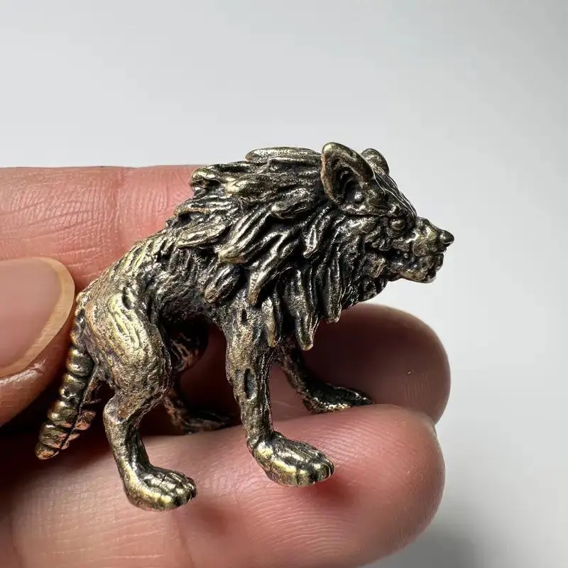 Handcrafted Antique Copper Wolf Statue, Realistic Sitting/standing Wolf Figurine, Home Office Shelf Decor, Unique Gift for Holidays, Figurines Decor, Decoration Figure