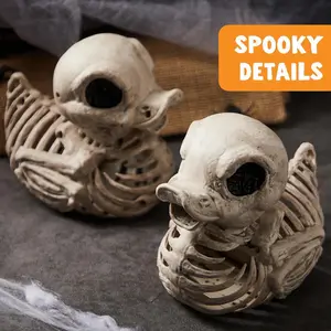 Resin Skull Duck Pair, Creative Skeleton Movie Duck Decorations, Halloween Indoor Outdoor Decor, Fun Resin Party Props for Holiday Display