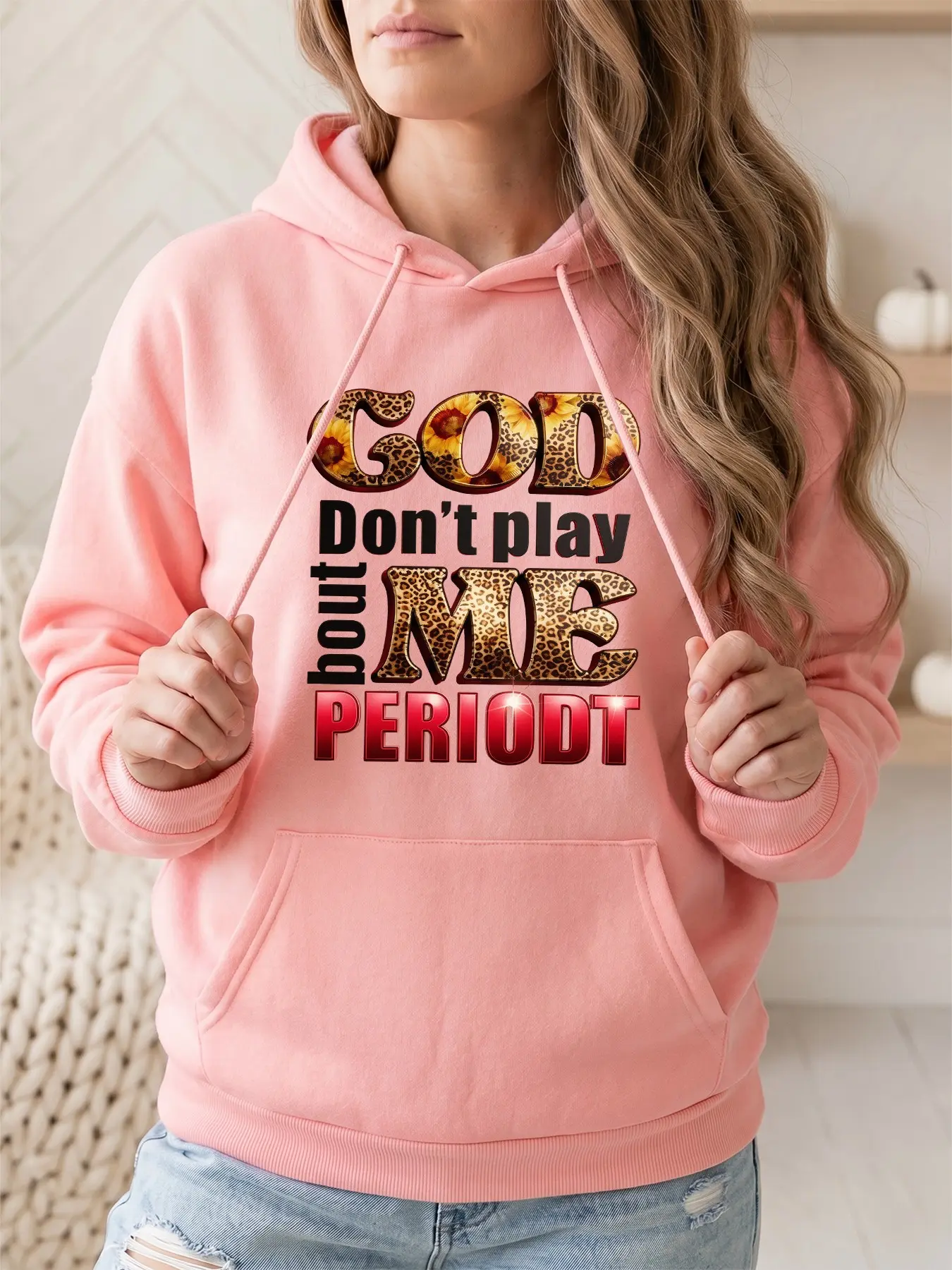 Women's turtleneck with daisy leopard print, GOD DON'T PLAY WITH ME PERIODT letter and pattern printed baggy, Kangaroo pocket long-sleeved women's hoodie Sweatshirts for sportswear, suitable for daily casual outings and party wear in autumn and winter