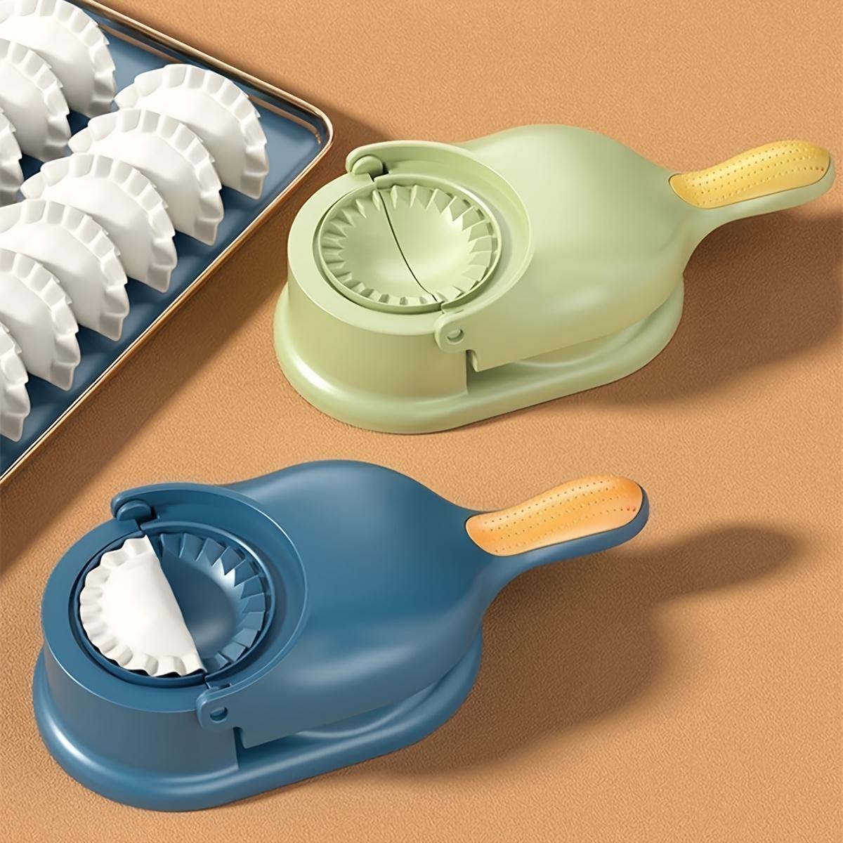 Dumpling Making Aid, Household Dumpling Skin Pressing And Rolling Dough Skin Mold, Bun And Dumpling Rolling Dough Skin Tool, Skin Press, Easy to Learn, Suitable for Kitchen, Living Room, And Camping