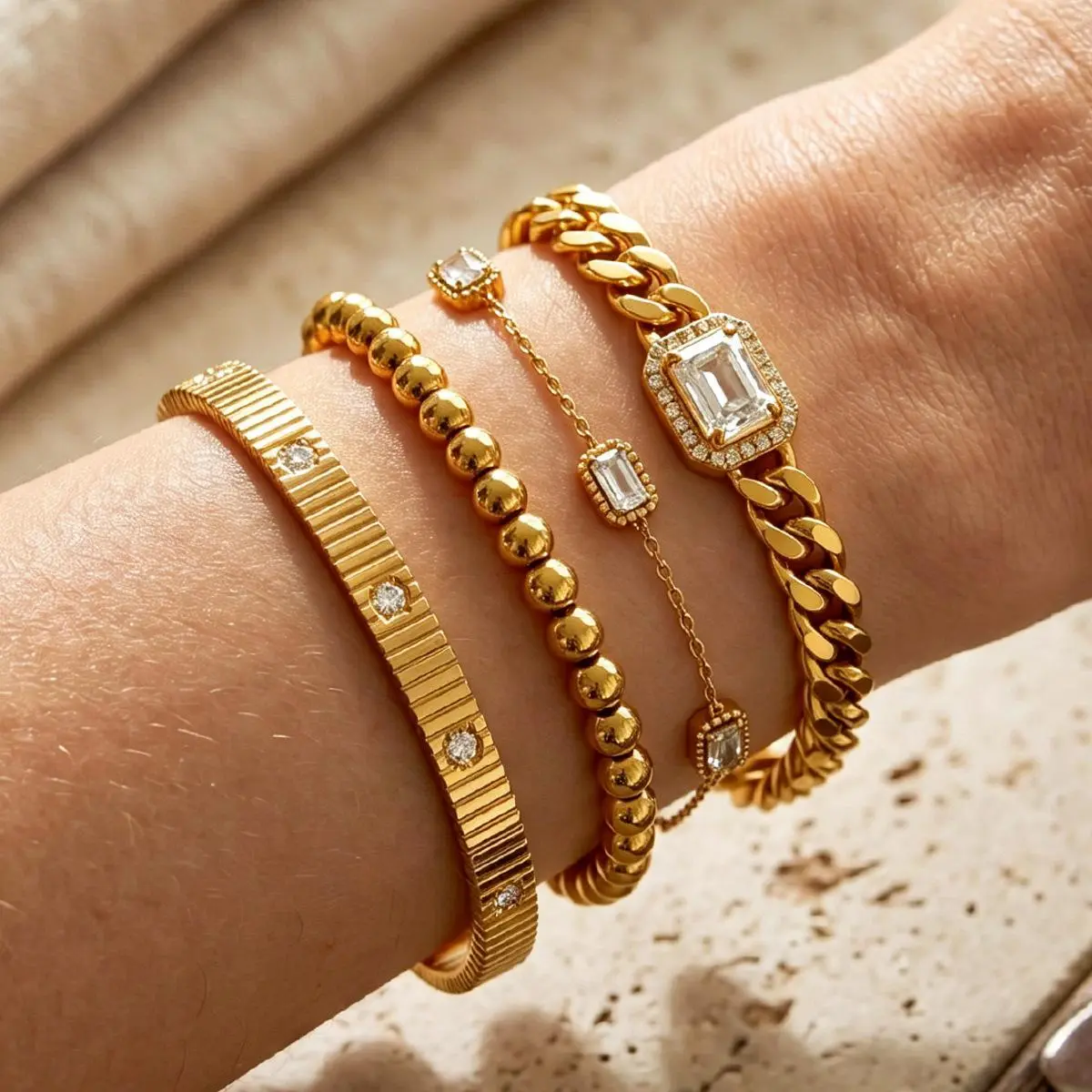 Y2K Vintage Gold Link Emerald Cut Crystal Statement Bracelet Set Baddie Aesthetic Streetwear Wrist Jewelry Vintage accessories for women