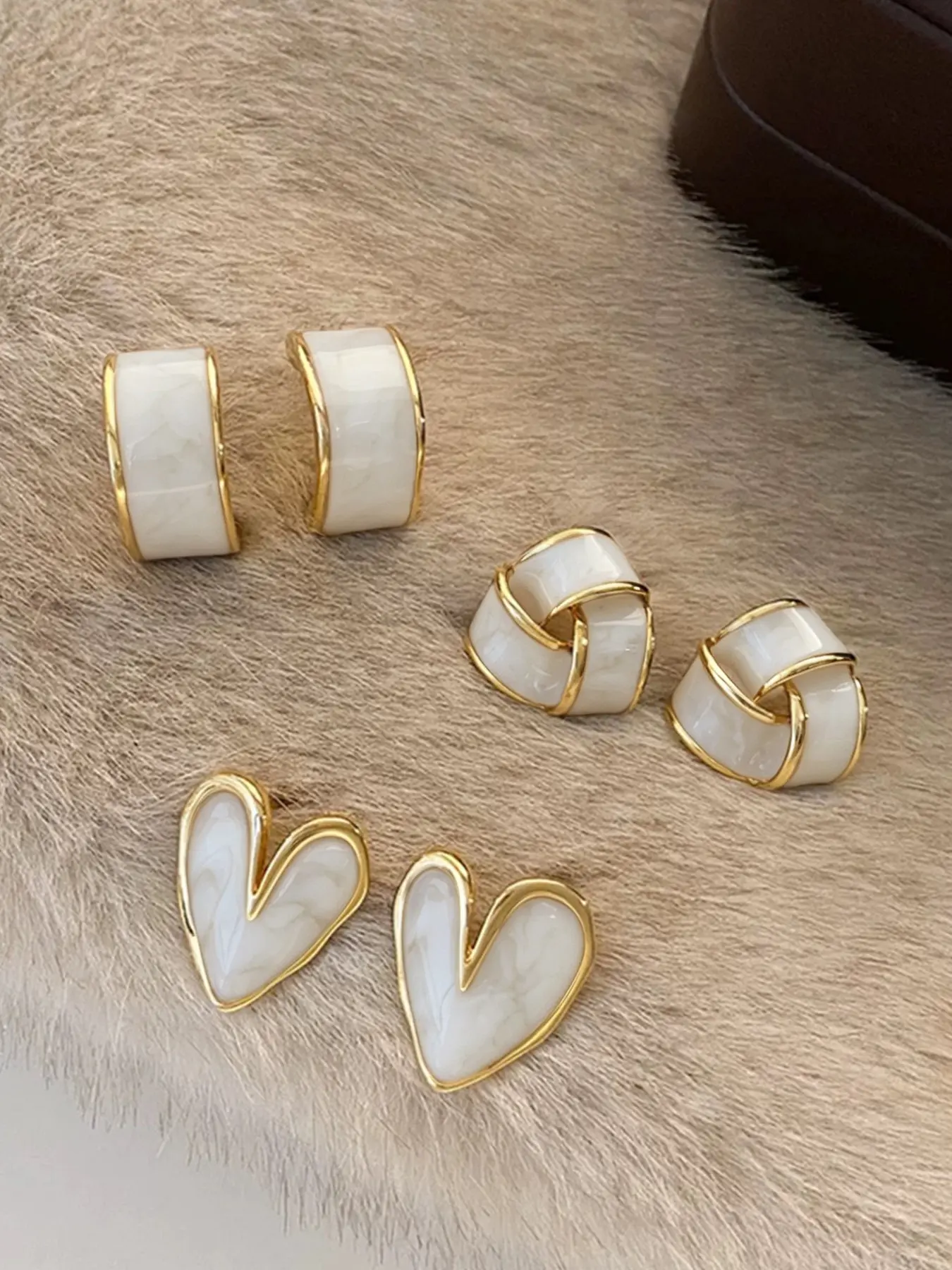 3 Pairs French Vintage Geometric Heart Stud Earrings Set, Elegant Plain Design, Perfect for Daily Commute, All Seasons Wear, Earrings Studs