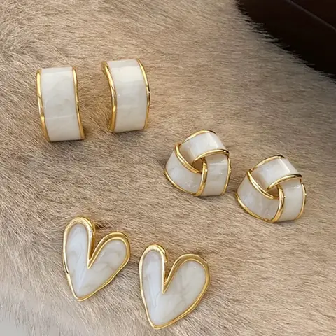3 Pairs French Vintage Geometric Heart Stud Earrings Set, Elegant Plain Design, Perfect for Daily Commute, All Seasons Wear, Earrings Studs