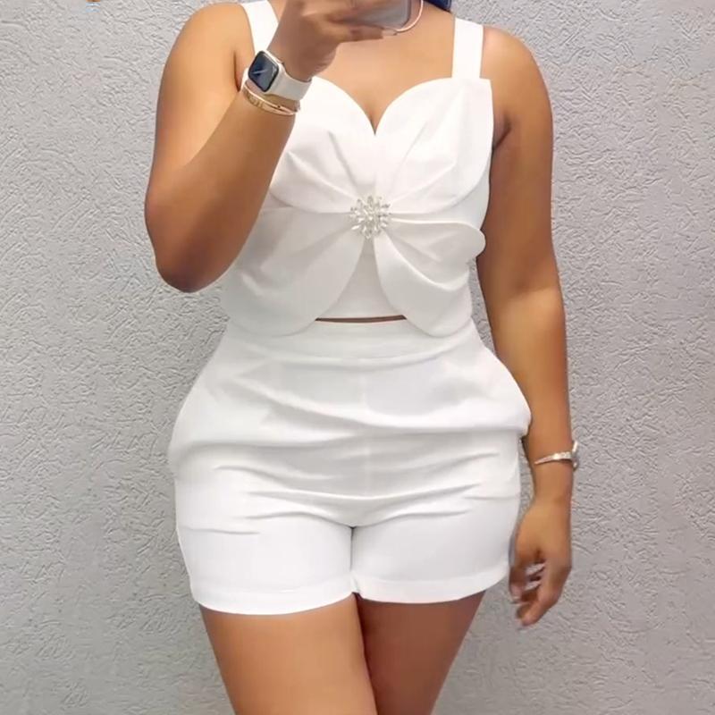 Women's 2 Pieces Outfit 3D Flower Thick Strap Crop Tank and Casual Pocket Design Shorts Set Minimalist Womenswear(gift)