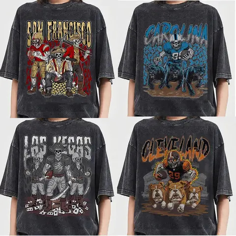 Men's Casual Vintage Graphic Tee - Comfort Color Fitted Round Neck Menswear Top, 32 Football Teams Skull Design, 90s Cowboy Game Day Wear, Unisex Cotton Year-Round Apparel, Fan Tailgating Gift
