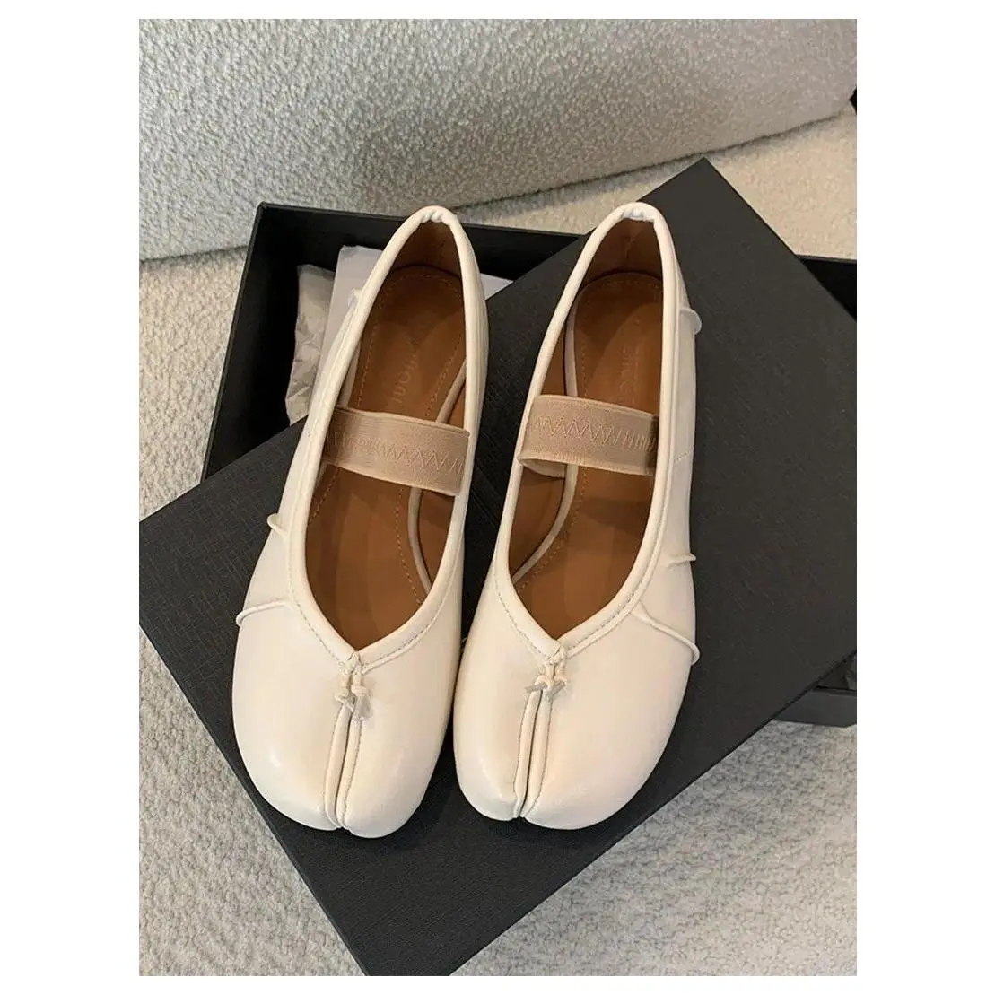2025 Fashion Brand Women's Tabi Ninja Split-Toe Flats - Casual Polyester Slip-On Ballet Shoes, Silver Loafers Moccasins, All Seasons, Size M