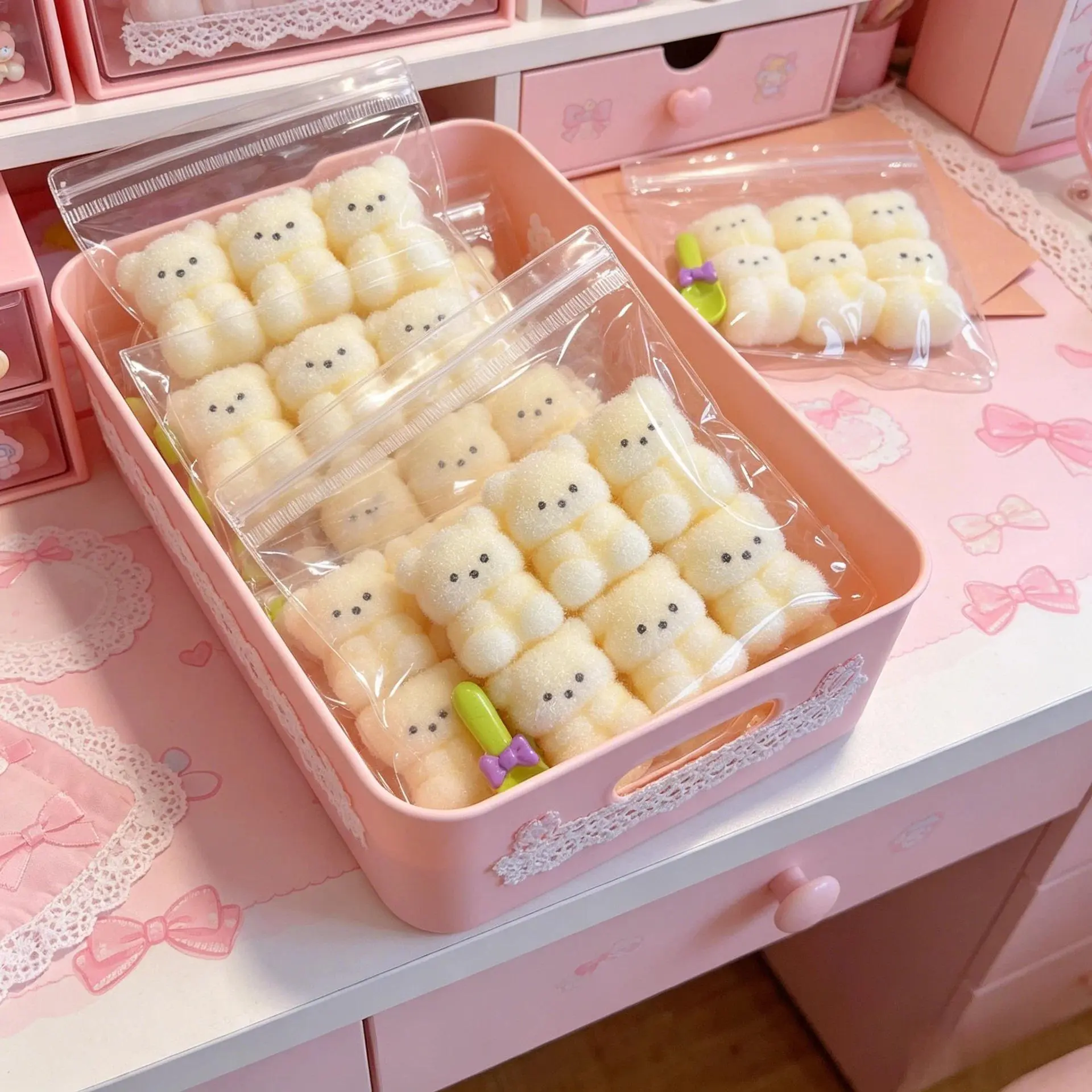 1 Piece Six Consecutive Creamy Texture Little Bear Mochi Toys Cute Plush Sensory Silicone Slow Rebound Pinch Decompression Toy
