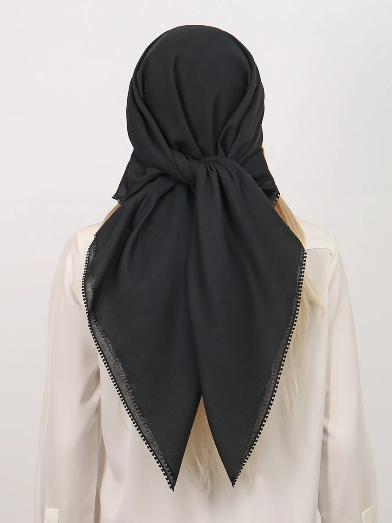 Solid Color Versatile Square Scarf, Soft Breathable Single Tone Women's Headscarf, All Seasons Daily Use, Comfortable and Stylish, Hijab