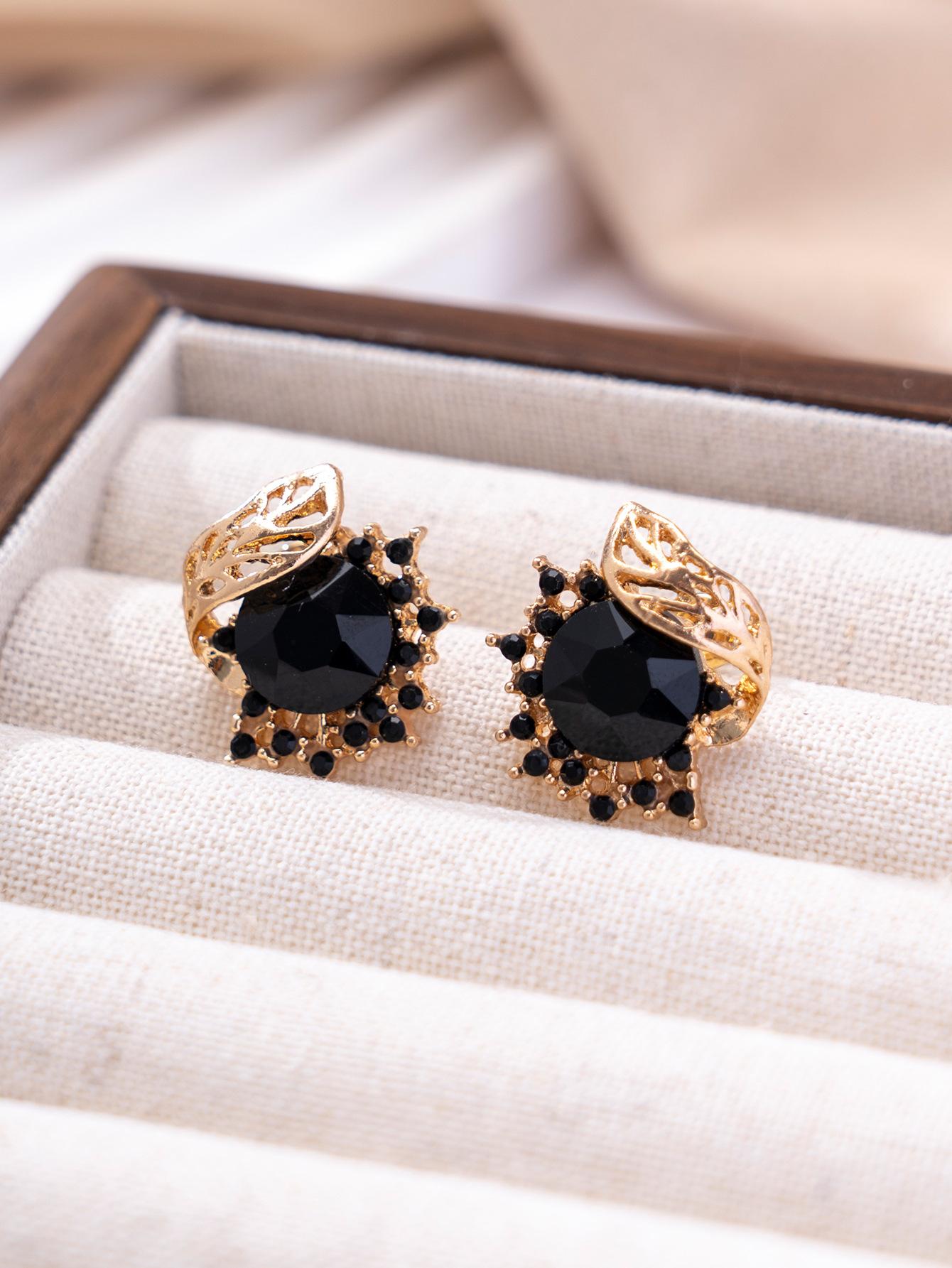 Black Elegant Earrings - Elegant and Luxurious High-End Black Diamond Flower Earring for Ladies
