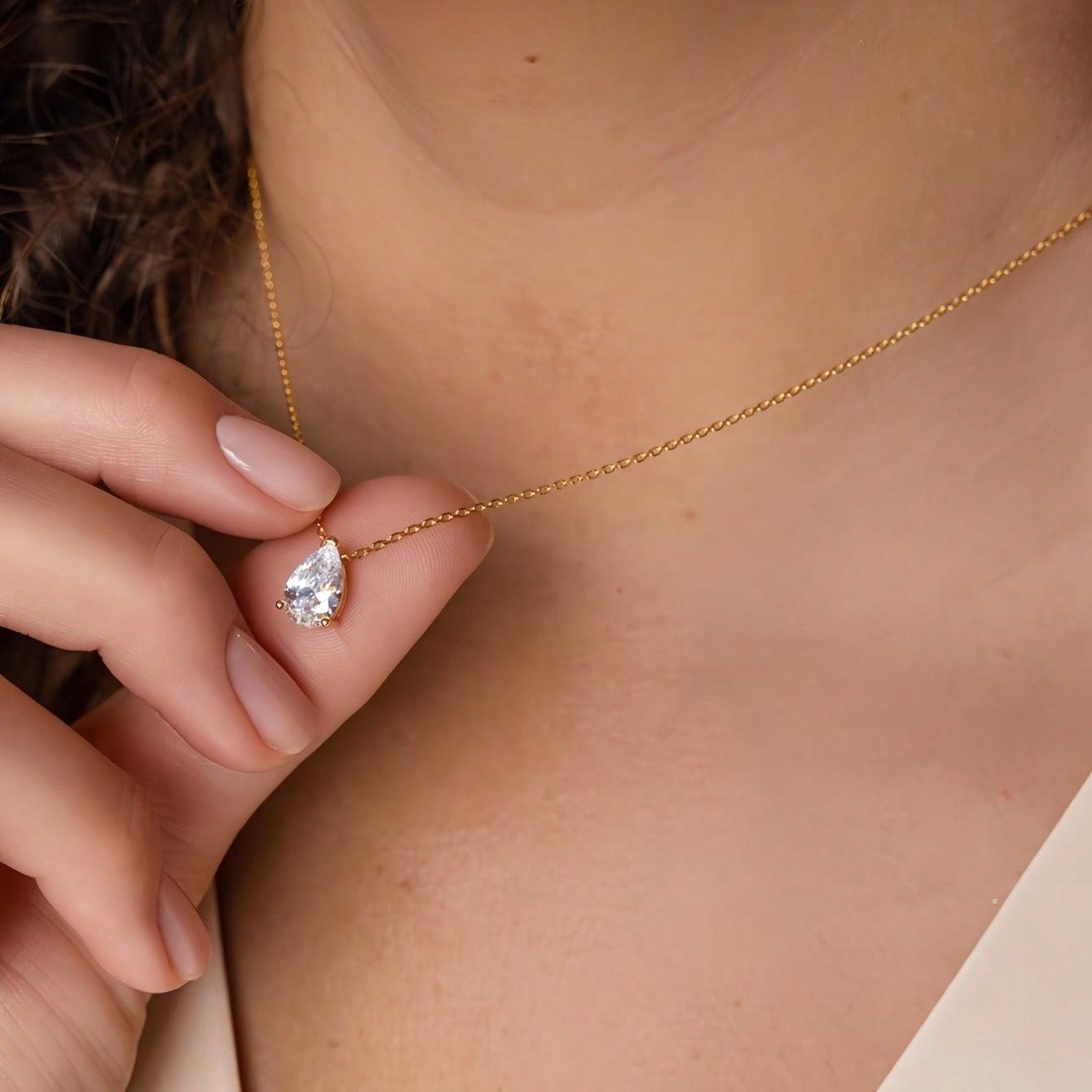 December Birthstone Water Drop Zircon Pendant Necklace Best Gift for Mom Girlfriend