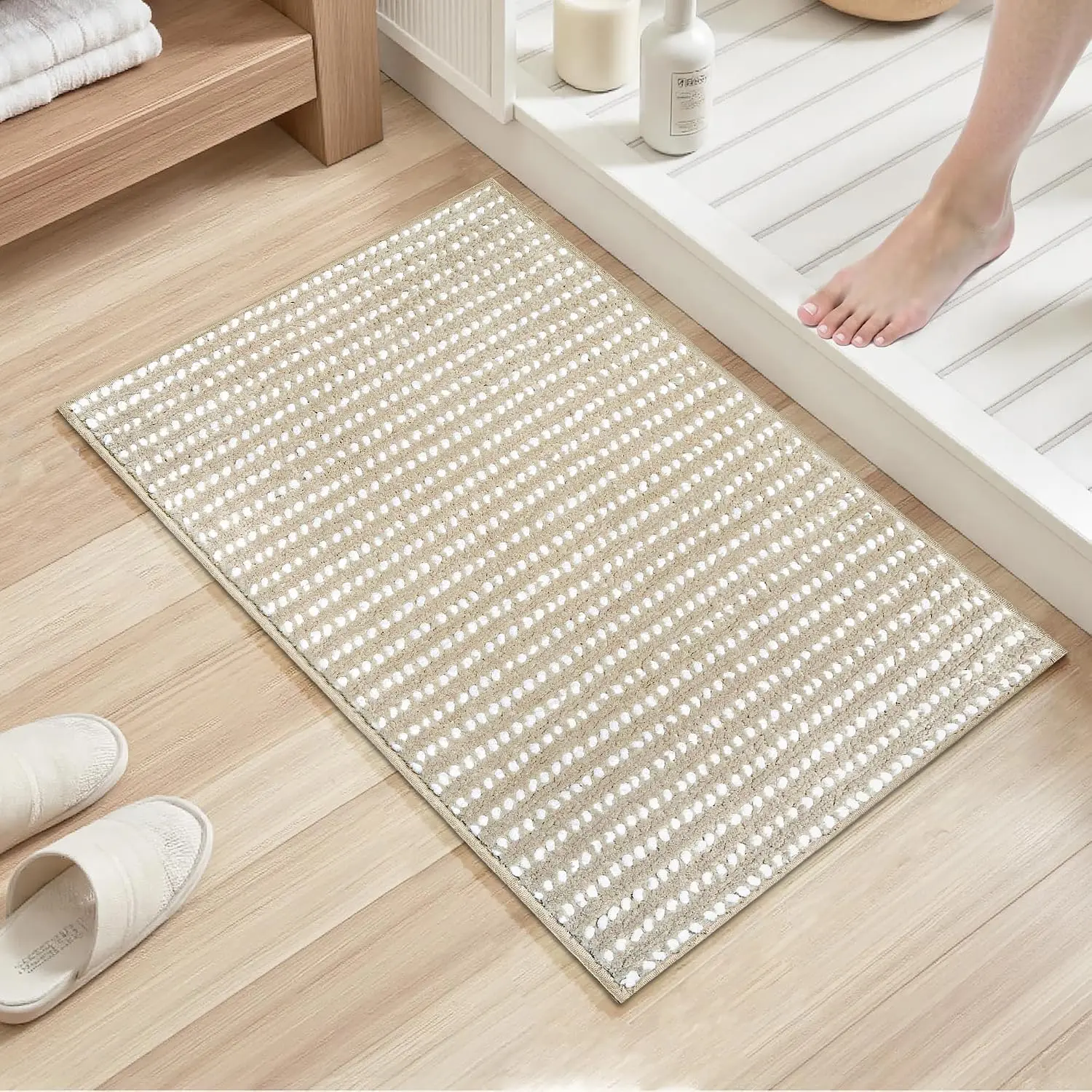 Ultra Absorbent Bathroom Rugs,20x32 Soft and Plush Polka Dot Bath Mats for Bathroom Non-Slip TPR Backing Bath Mat Machine Washable Khaki Bath Rugs for Floor, Shower, Tub and Laundry