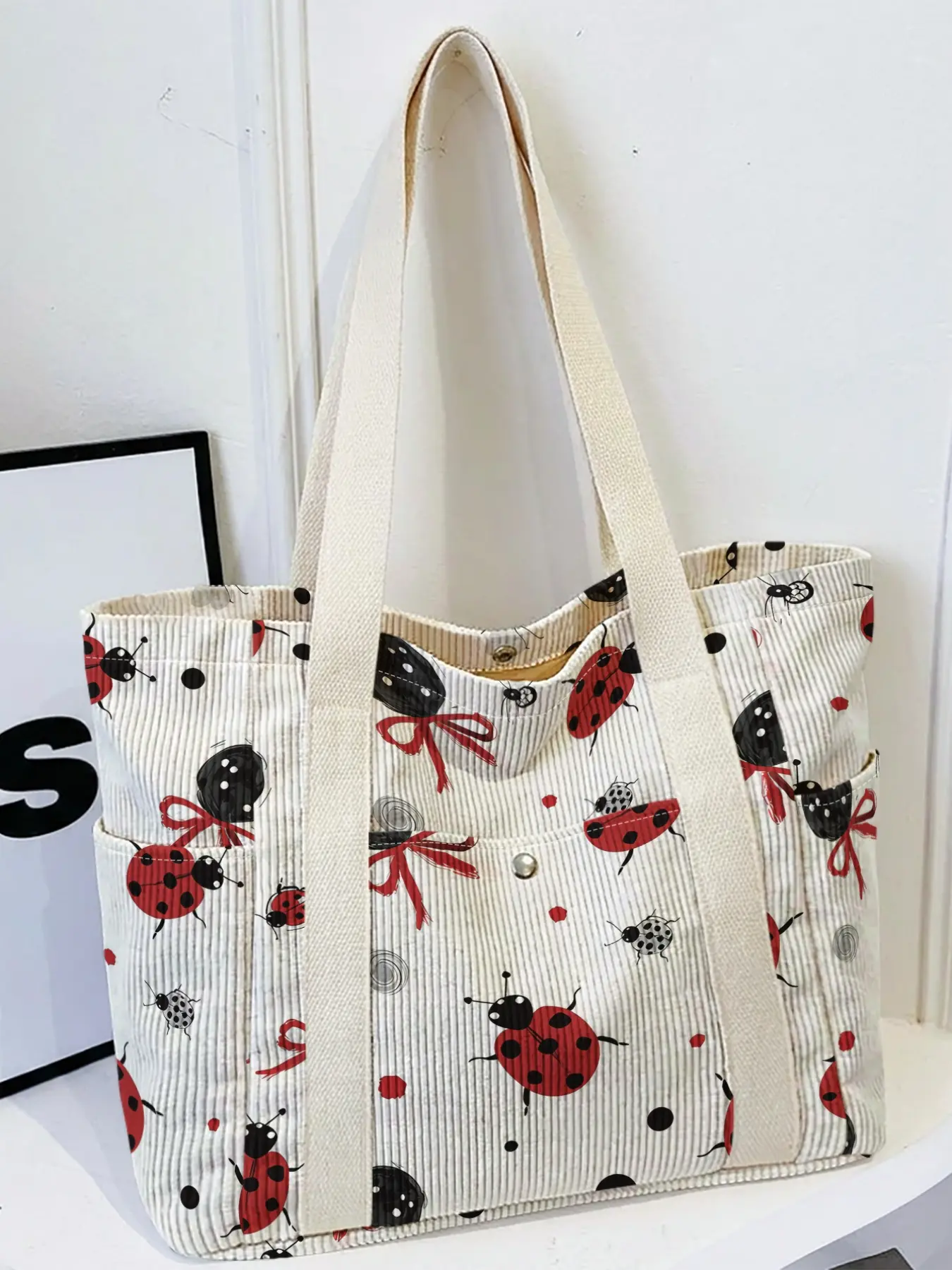 Women's tote bag, Hand-painted Cute Cartoon Ladybug Bow Polka Dot 2D Print, Multi-pocket travel tote with wide strap, fit for daily, school and shopping.