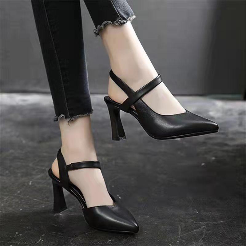 34 42 Soft Leather High Heel Women Summer Pointed Toe Closed Toe Versatile Chunky Heel Strap Sandals for Mothers