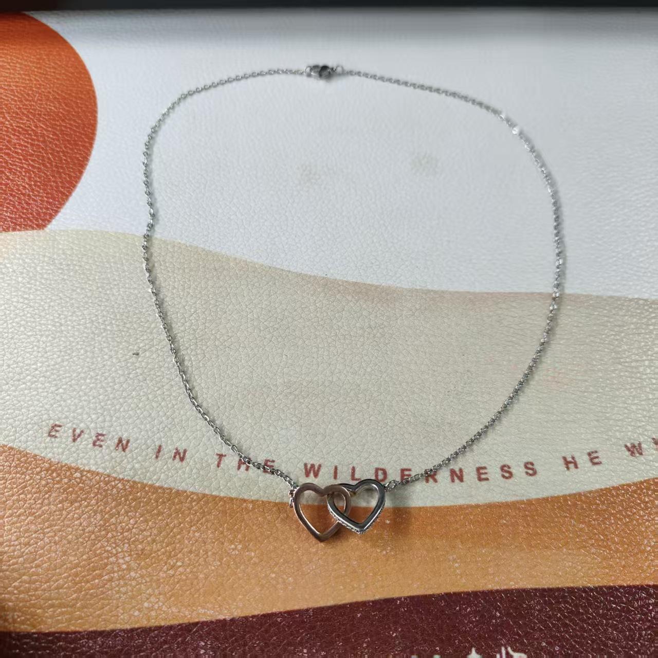 Mother’s Day Gift for Mom – Meaningful Heart Necklace with Love Message Card