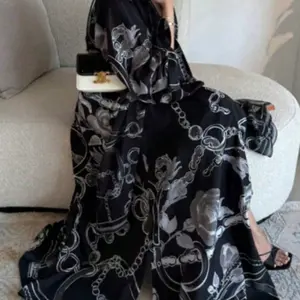 Chains Rose Print Long Cardigan and Rectangular Scarf Set, Loose-Fit Chiffon Material Outerwear for All Seasons, Women's Commuter Fashion, Printed Cardigan