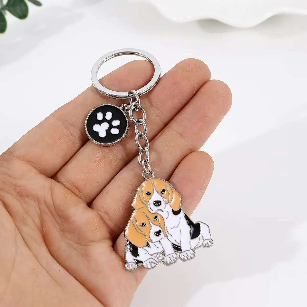 Cute Pet Dog Paw Print Keychain, Metal Key Ring with Oil Drop Design, Bag Charm, Gift for Pet Lovers, Phone Decoration