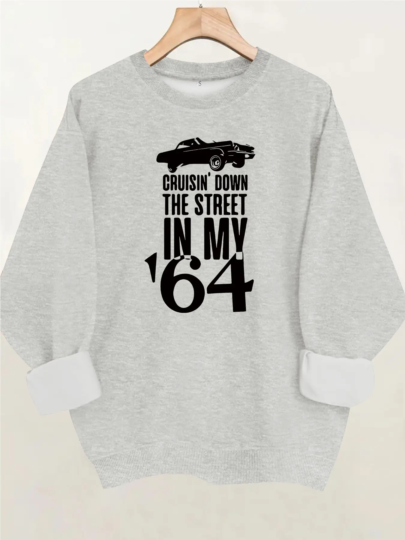 Women's Casual Retro 1964 Car Print Sweatshirt, Soft Long Sleeve Crew Neck Fleece Pullover, Durable Fabric, All Seasons