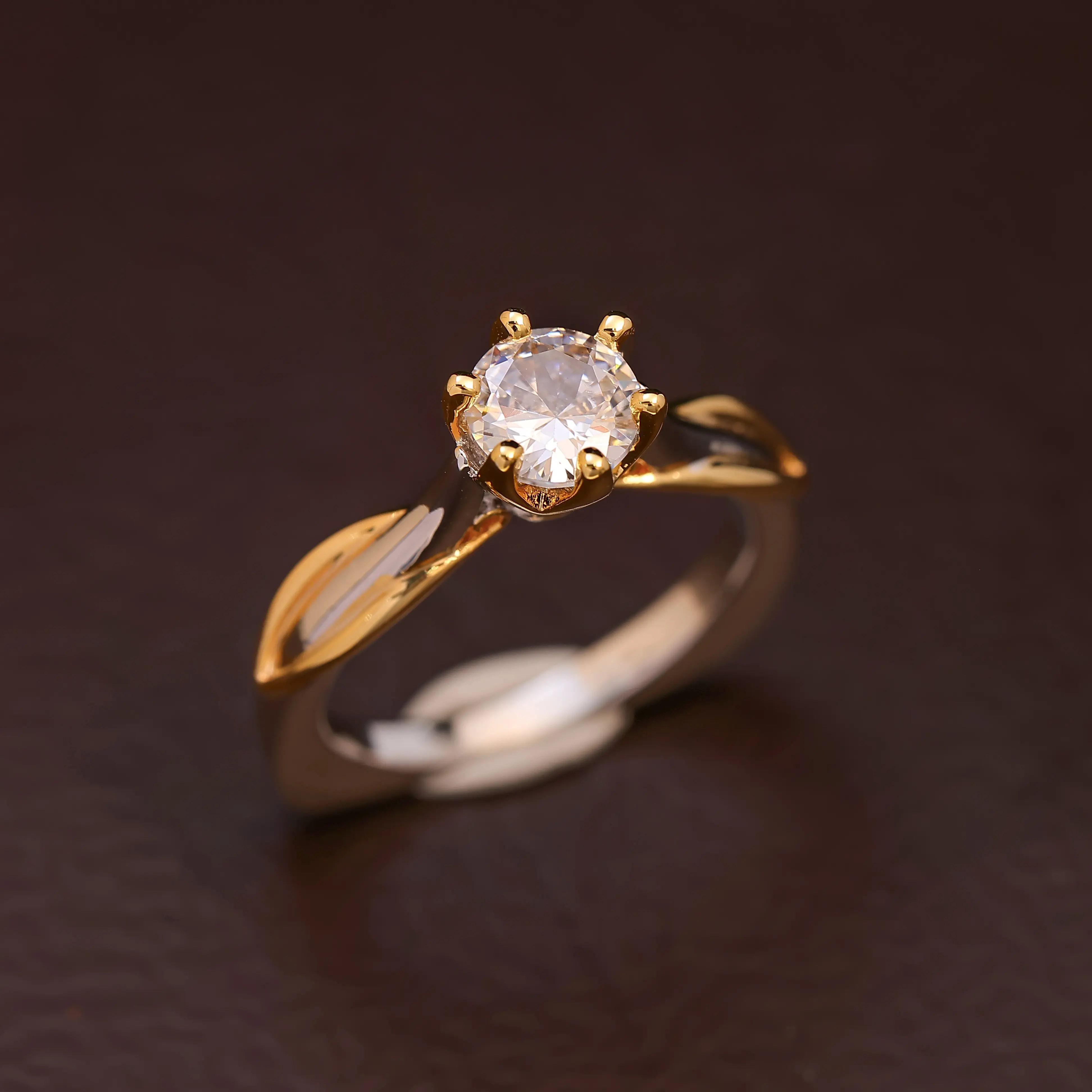 Two-Tone Gold & Silver Solitaire Engagement Ring for Women, Twisted Band Elegant Bridal Ring, Premium Craftsmanship Jewelry Gift for Anniversary, Birthday & Special Occasions