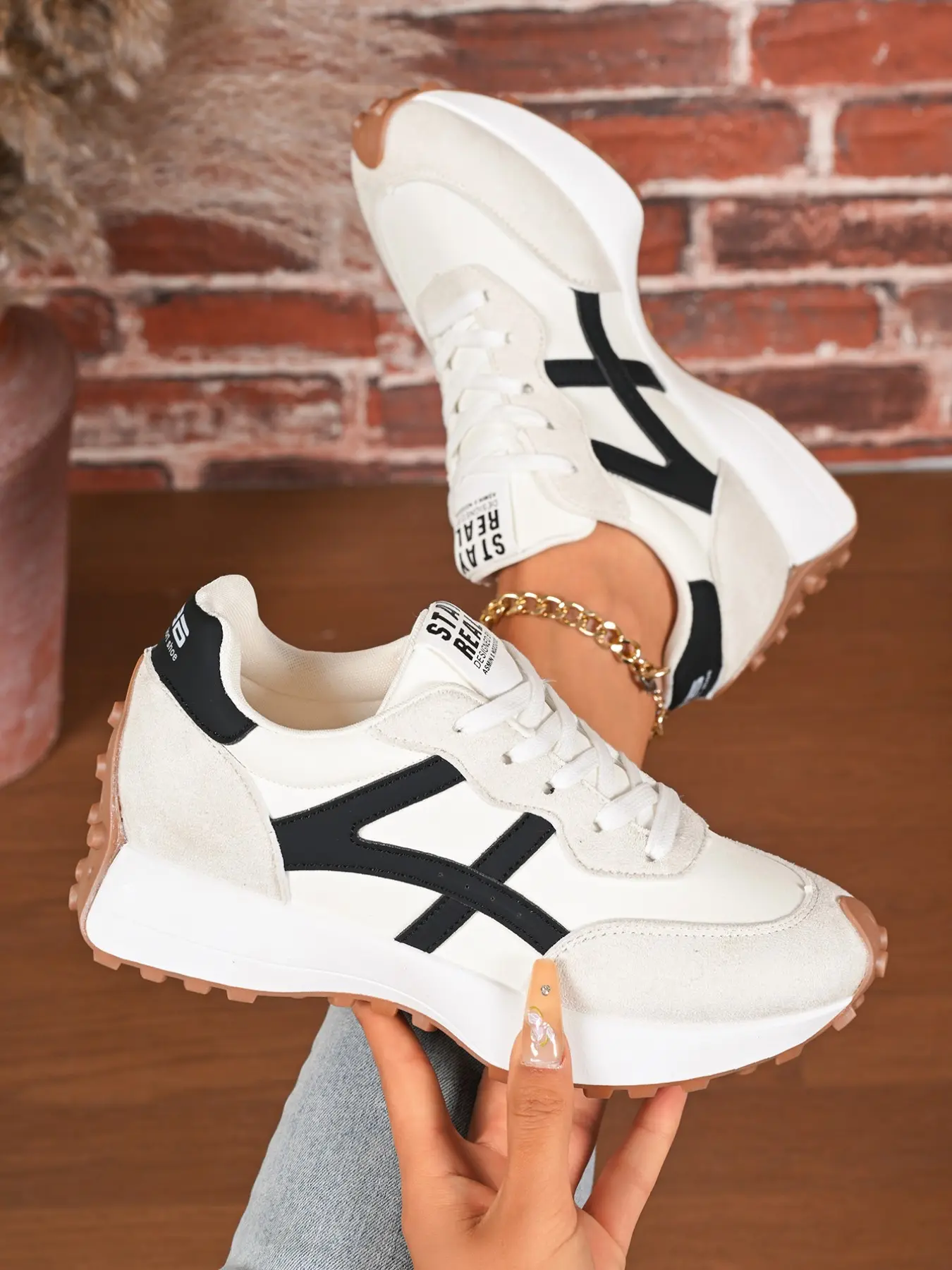 American Vintage Contrast Patchwork Multicolor Women's Casual Shoes, All-Season Lightweight Comfortable Lace Up Sneaker Athletic Sneakers