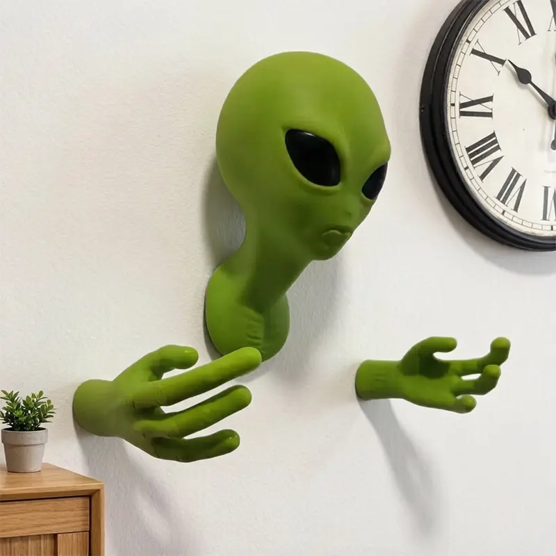 Alien Funny Wall Art Room Decoration Wand Deko Home Decorations Decor Items Crafts Garden