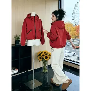 Women's Red-End Short Windbreaker Jacket, 2026 Autumn New Style Casual Top for Sports & Outdoor Activities