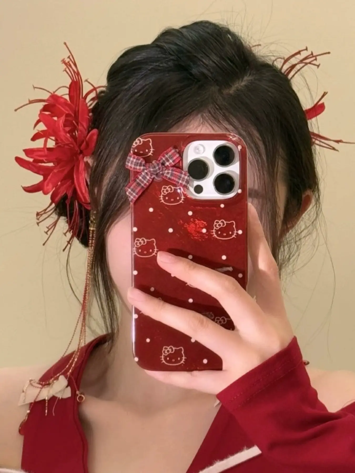 Spider Lily Hair Clip, Simple and Elegant Design, Perfect for Commuting and Dates, Versatile and Stylish Accessory, All-Season Wear, Flower Hair Clip, Floral Hair Clips