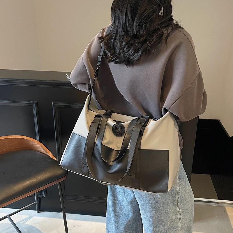 Portable travel bag with pull rod, unisex, lightweight sports yoga bag, crossbody casual carry-on storage bag