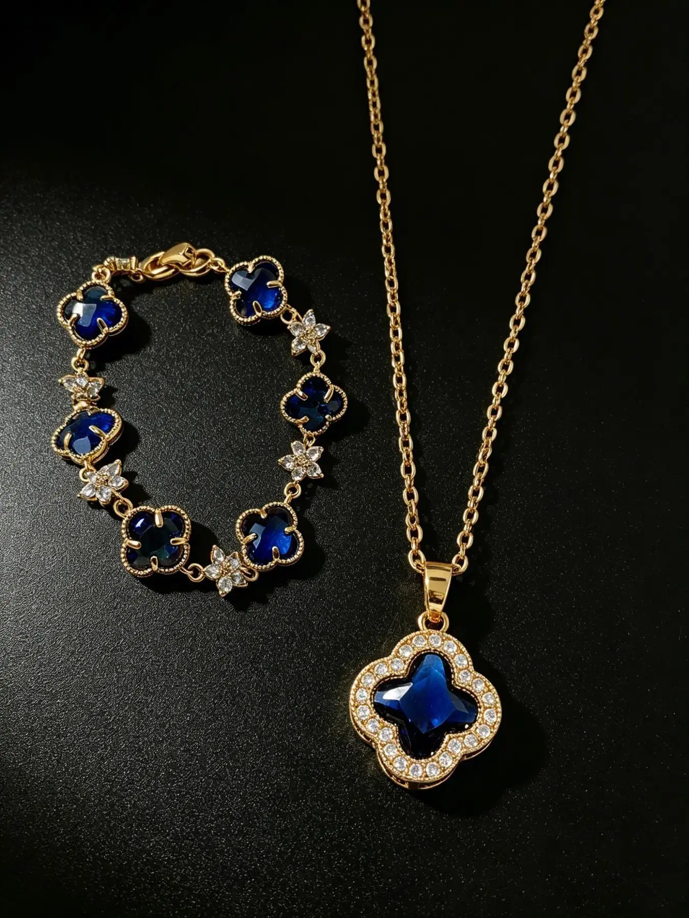 2Pcs Four Leaf Clover Cubic Zirconia Jewelry Set For Women, Bridal Jewelry Set For Wedding, Pendant Necklace & Link Bracelet Matching Kit, Jewelry Suitable For Daily, Dating, Wedding, Party, Multiple Colors Available, Birthday Gift For Her