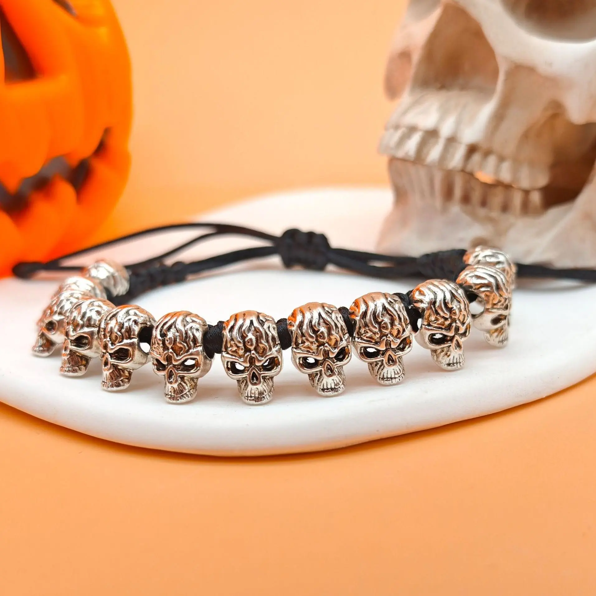 Halloween Skeleton Family Braided Bracelet - Spooky Skull Woven Wristbands, Adjustable Matching Sets, Costume Jewelry for Party & Trick-or-Treat, Unique Gift for All Ages