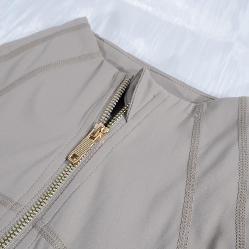 Yoga suit gold zipper version women's yoga jacket, sports stand up collar jacket, fitness slim fit and slimming top Yoga suit gold zipper version women's yoga jacket, sports stand up collar jacket, fitness slim fit and slimming top