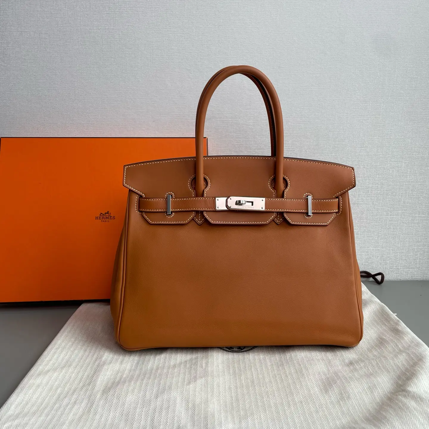Pre-owned Hermes Birkin30 Birkins Bag Swift Leather, Gold Silver Hardware, Very Good Condition, Luxury Crossbody Bag P06E03001